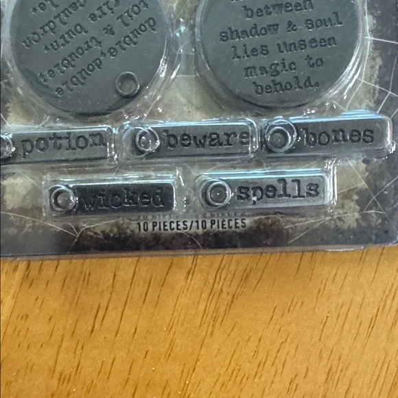 Tim Holtz Idea-ology Halloween Adornments - Picture 2 of 3